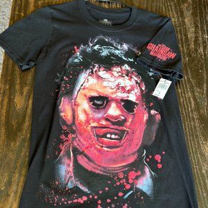 Universal Studios' Halloween Horror Nights- The Texas Chainsaw Massacre T-Shirt